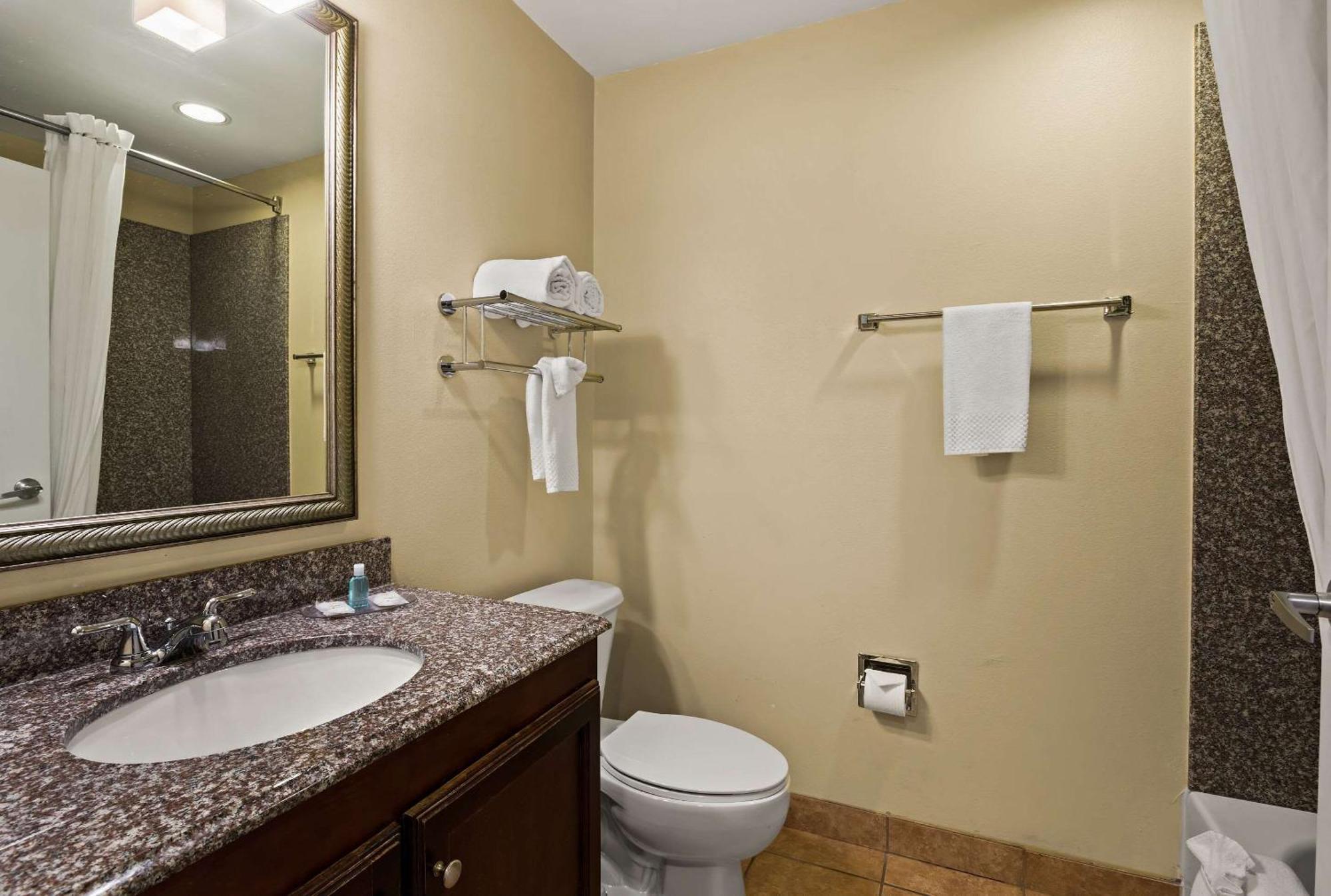 Mainstay Suites Houma Exterior foto